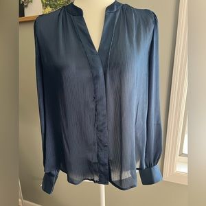 Banana Republic Long Sleeve Top-Size Small